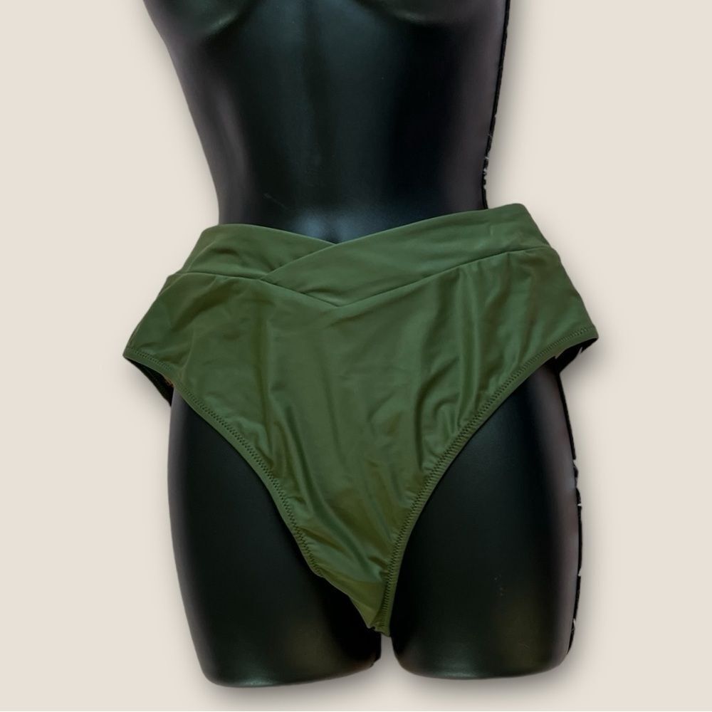 Olive green bikini bottom size 2X, NWT